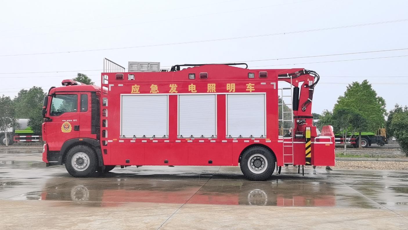 CL5180XZM6BZX型照明车