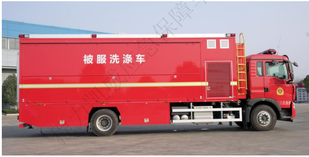 重汽豪沃被服洗涤车