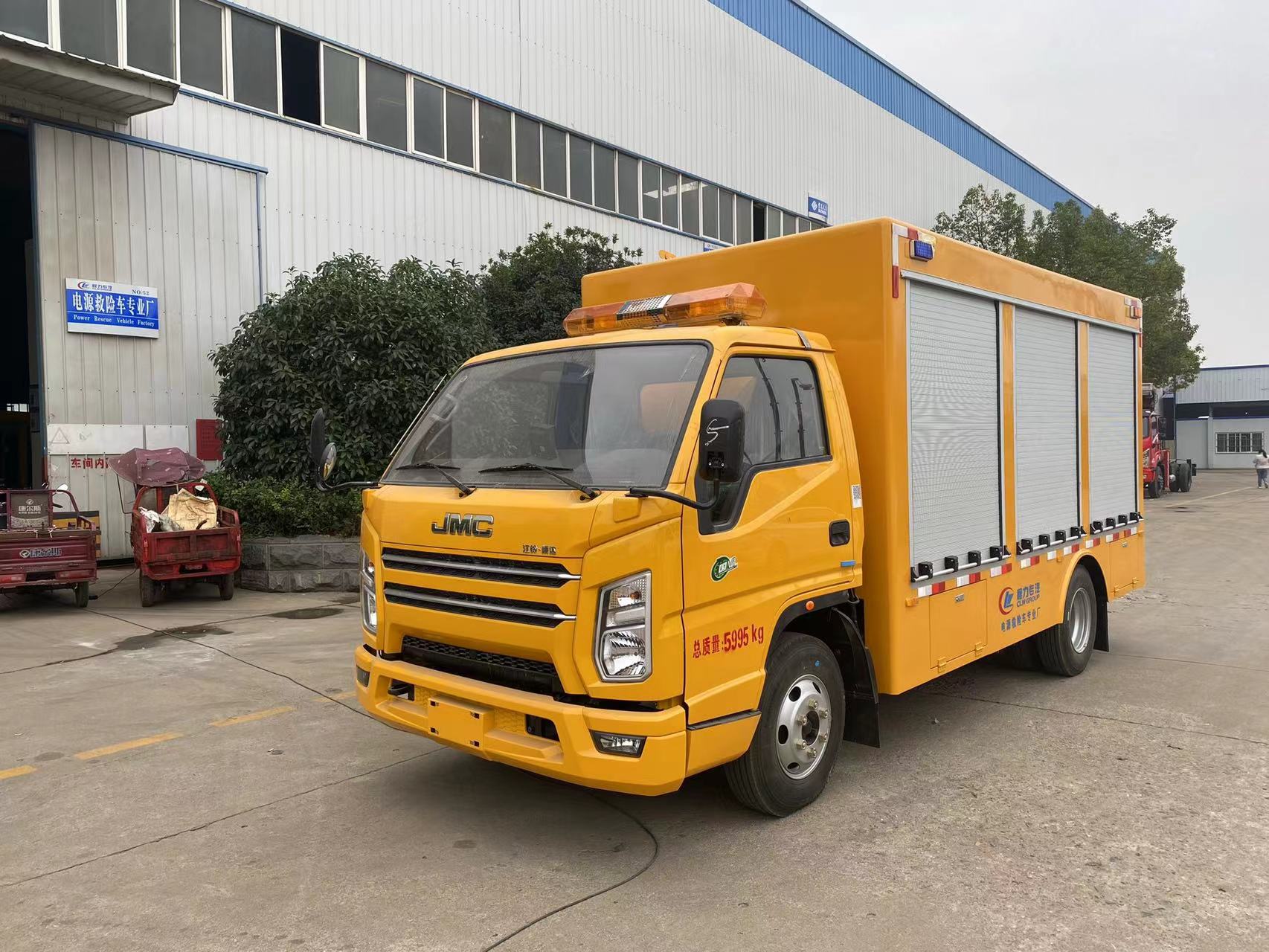 江铃救险车1000方(便携泵)