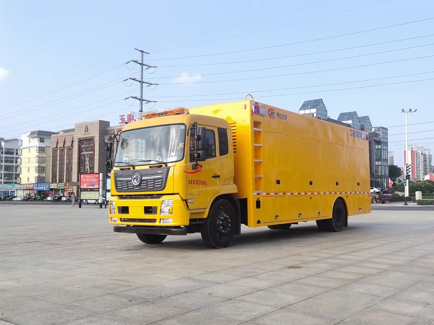 东风天锦4000方排水车(便携)